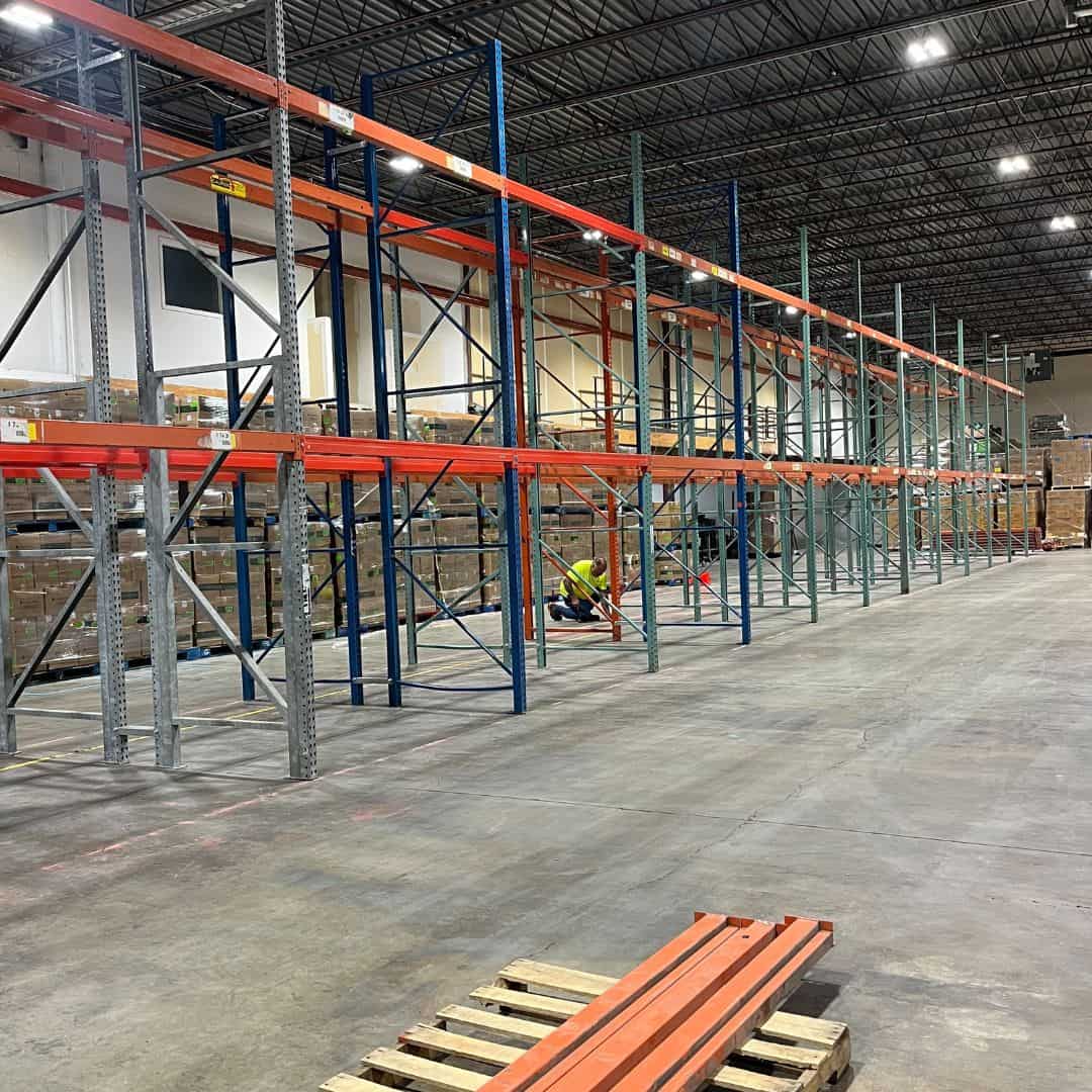 South warehouse new pallet racking