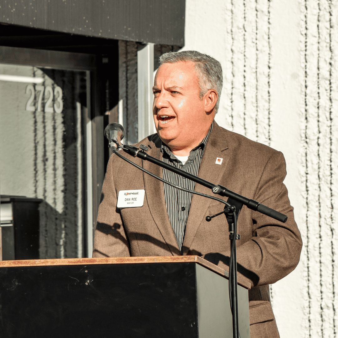 Roseville Mayor Dan Roe sharing remarks at campaign celebration event on Oct 7